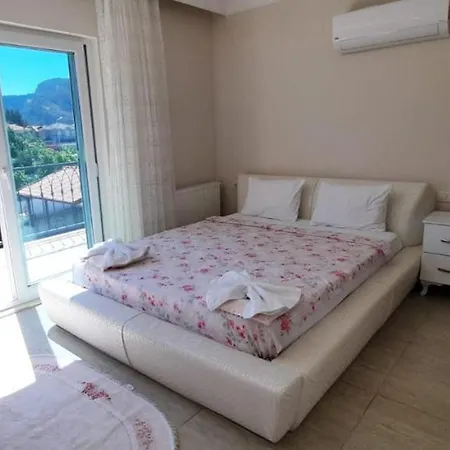 Beautiful 4-bed Beril With Private Pool ヴィラ *